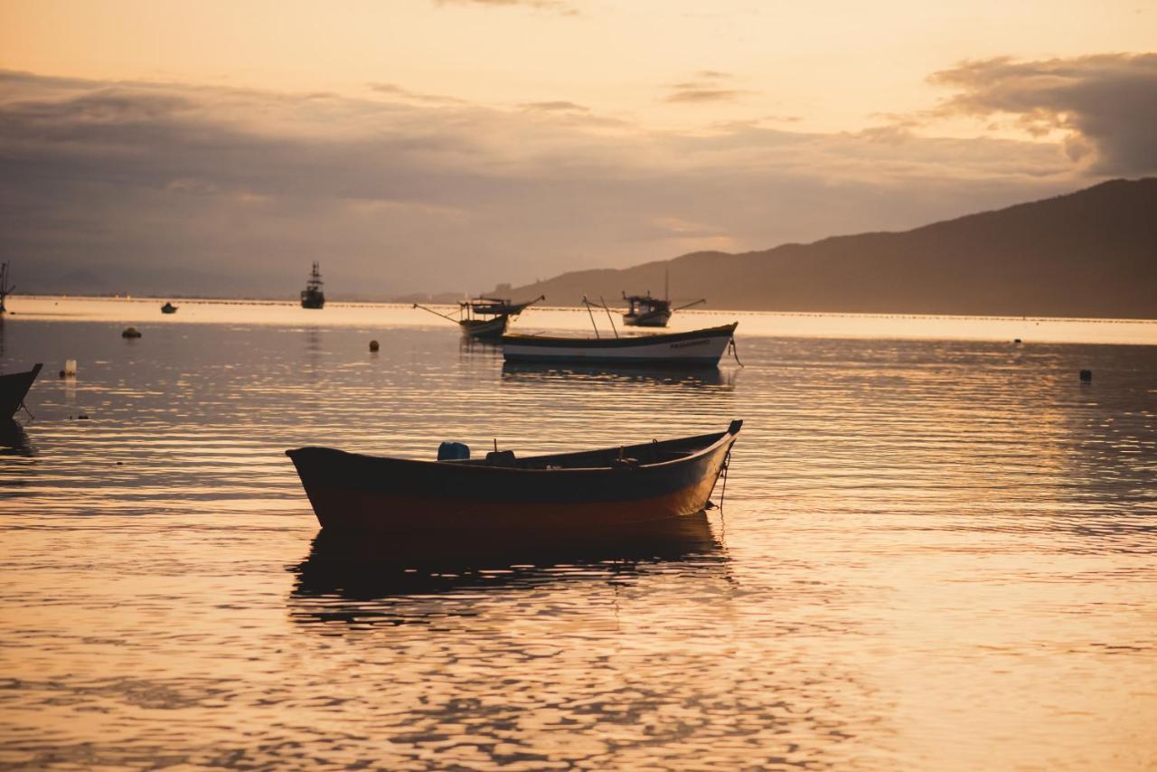 Pousada Canto Do Pescador Бомбиньяс Экстерьер фото